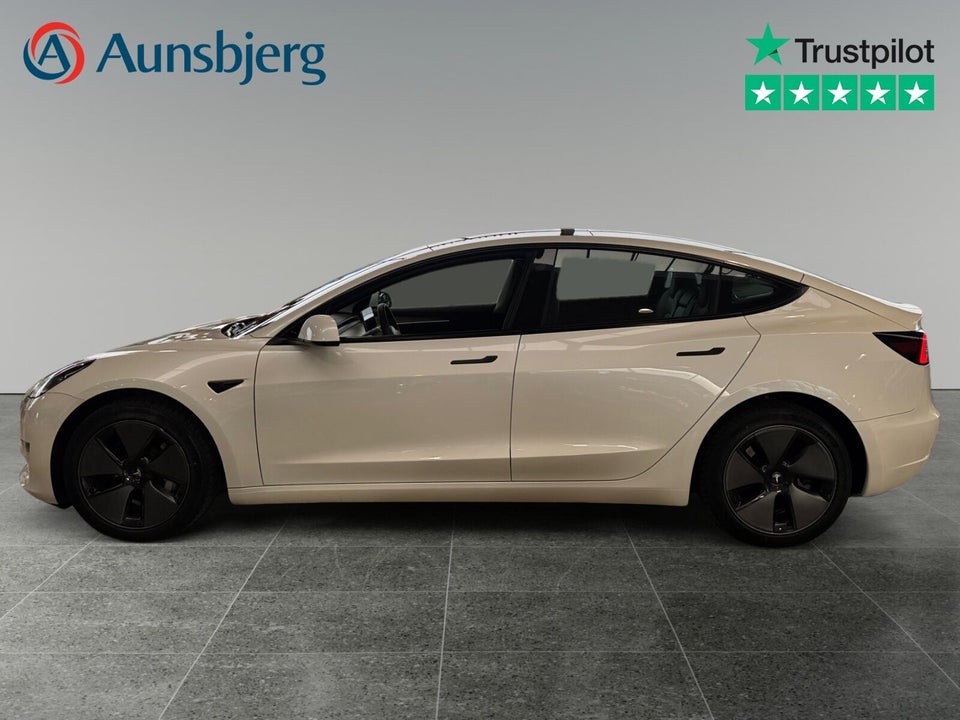 Tesla Model 3 Long Range AWD 4d