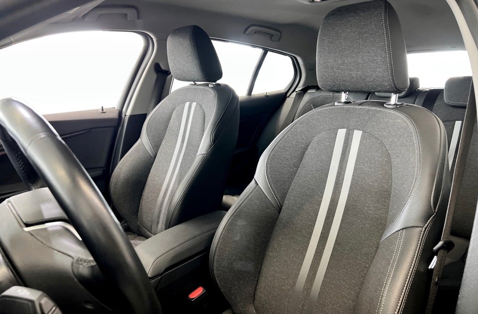 BMW 118i 1,5 Sport Line aut. 5d