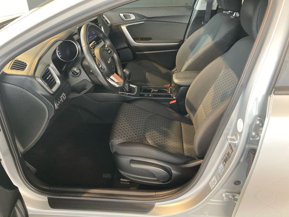 Kia Ceed 1,0 T-GDi Prestige SW 5d