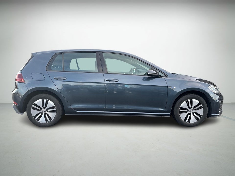 VW Golf VII 1,4 GTE DSG 5d