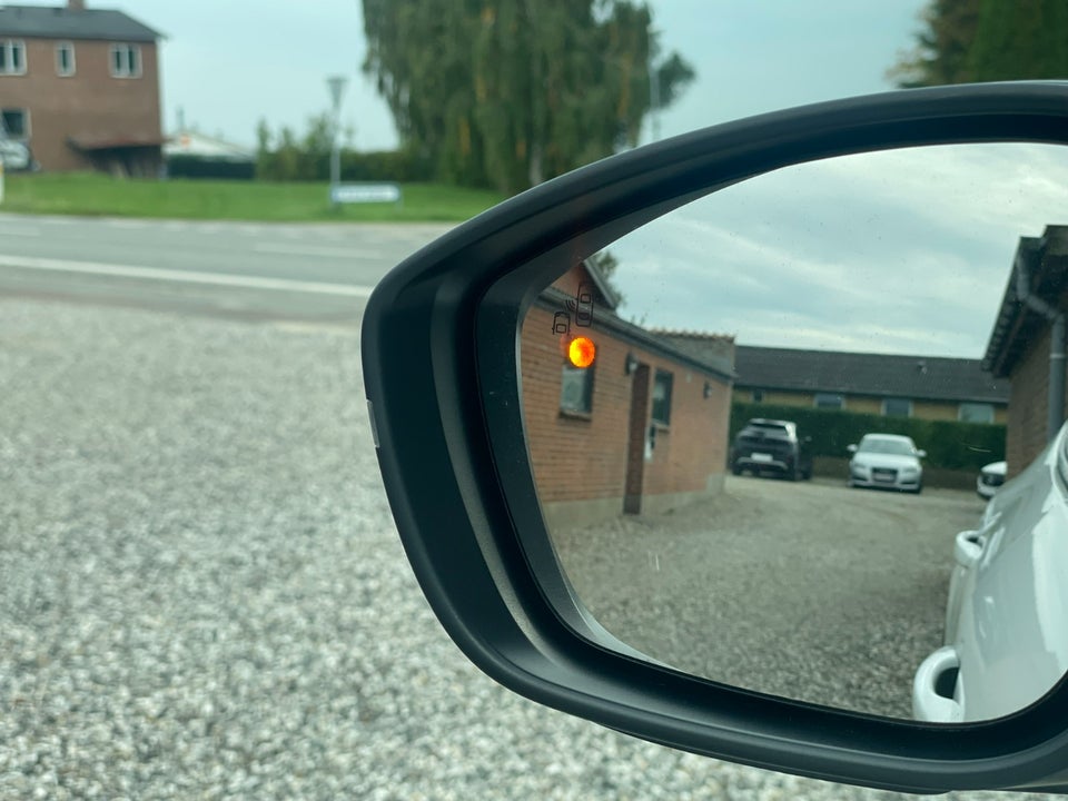 Opel Mokka-e 50 Elegance 5d