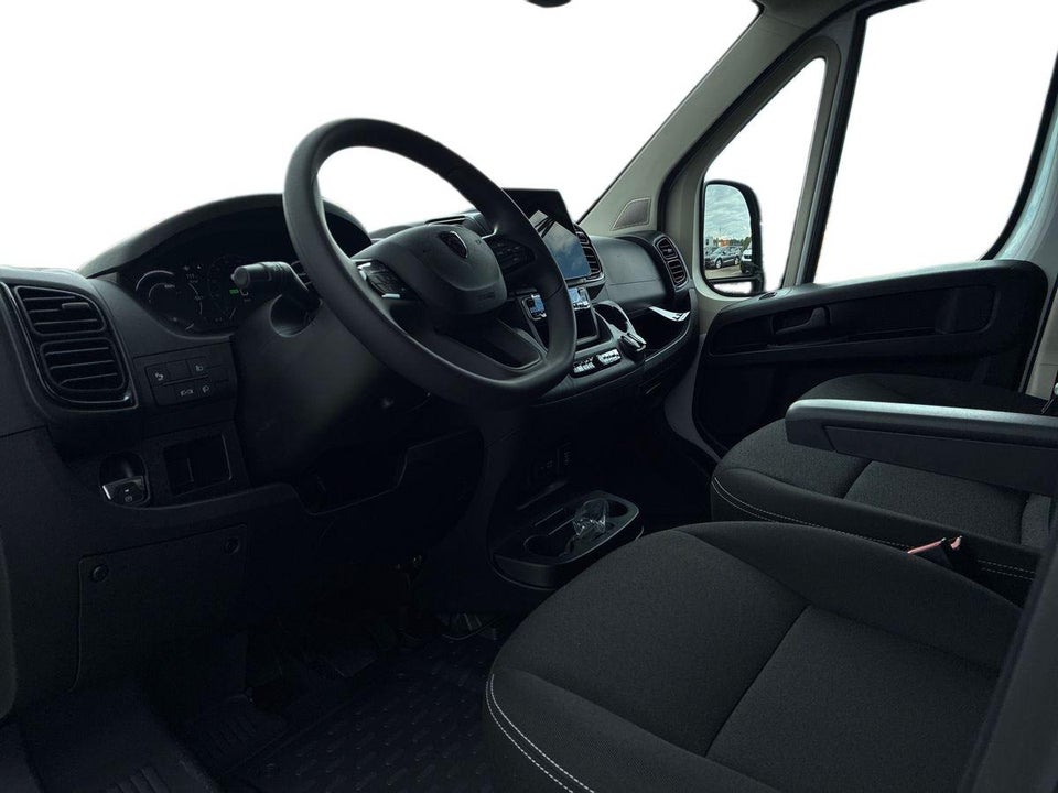 Peugeot e-Boxer 435 110 L3H2 Premium