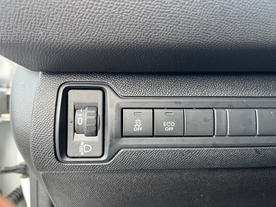 Peugeot 308 1,6 BlueHDi 120 Active 5d