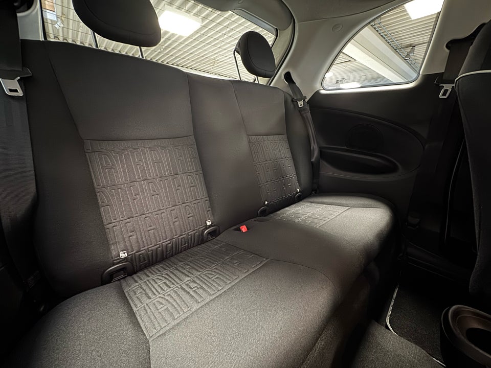 Fiat 500e 42 Icon 3d