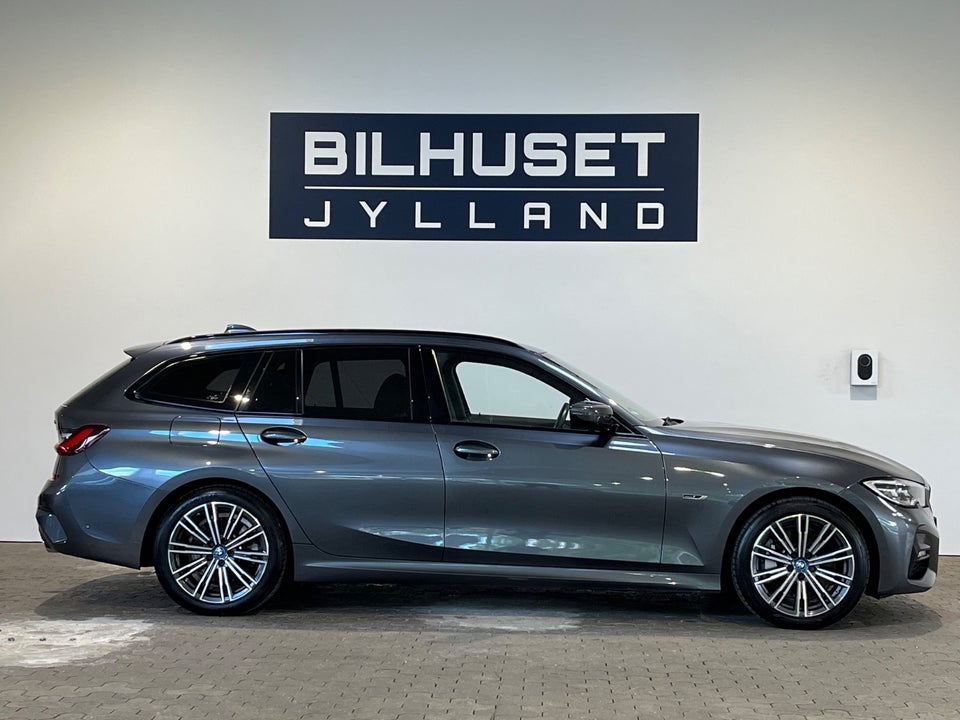 BMW 330e 2,0 Touring M-Sport aut. 5d