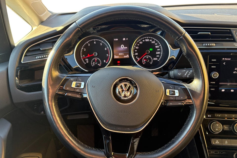 VW Touran 1,4 TSi 150 Highline DSG 7prs 5d