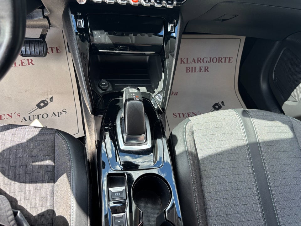 Peugeot e-208 50 Allure 5d