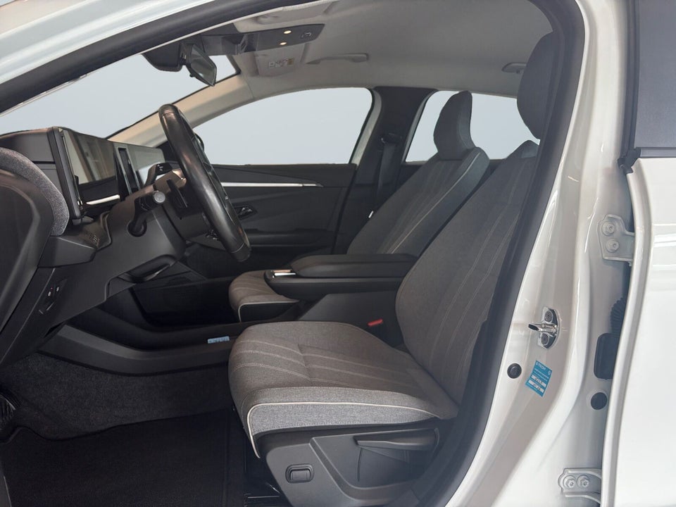 Renault Megane E-Tech 40 Equilibre 5d