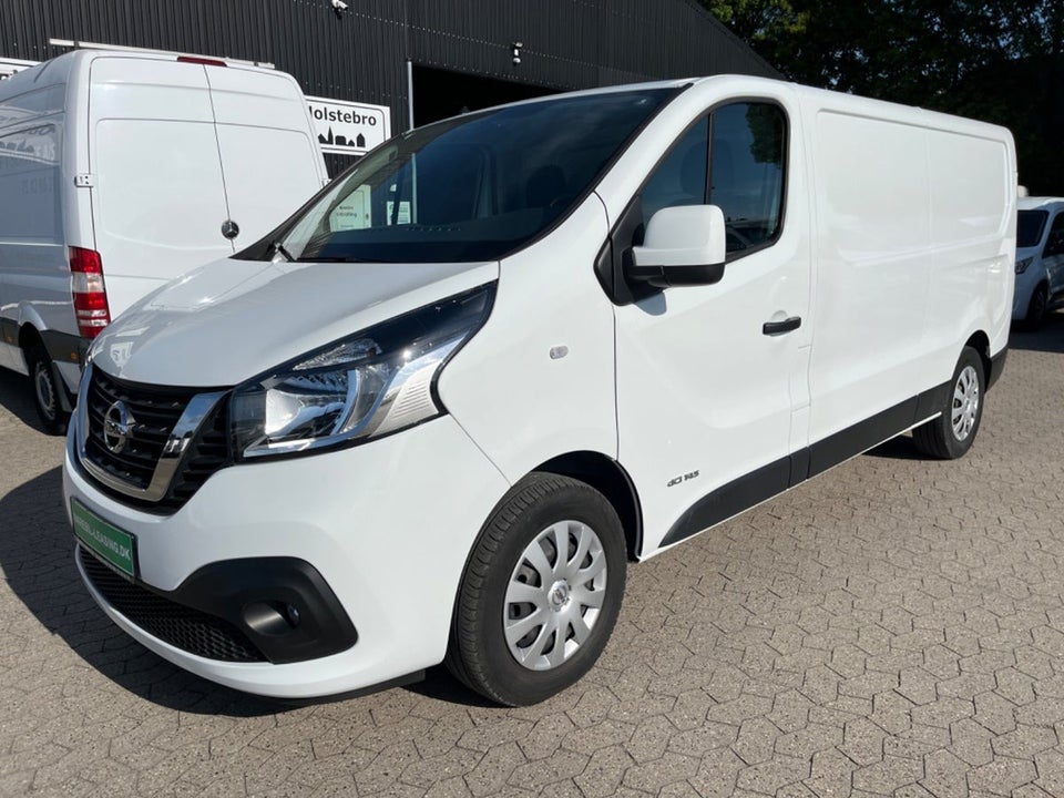 Nissan NV300 2,0 dCi 145 L2H1 Working Star