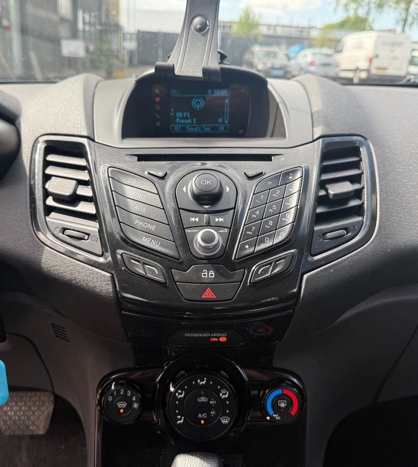 Ford Fiesta 1,0 SCTi 100 Titanium aut. 5d