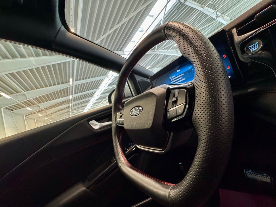 Ford Puma 1,0 EcoBoost mHEV ST-Line X DCT 5d