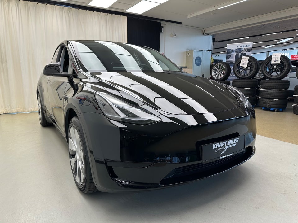 Tesla Model Y RWD 5d
