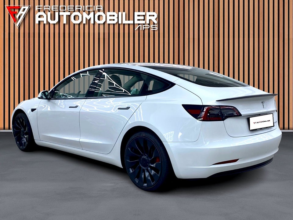 Tesla Model 3 Performance AWD 4d