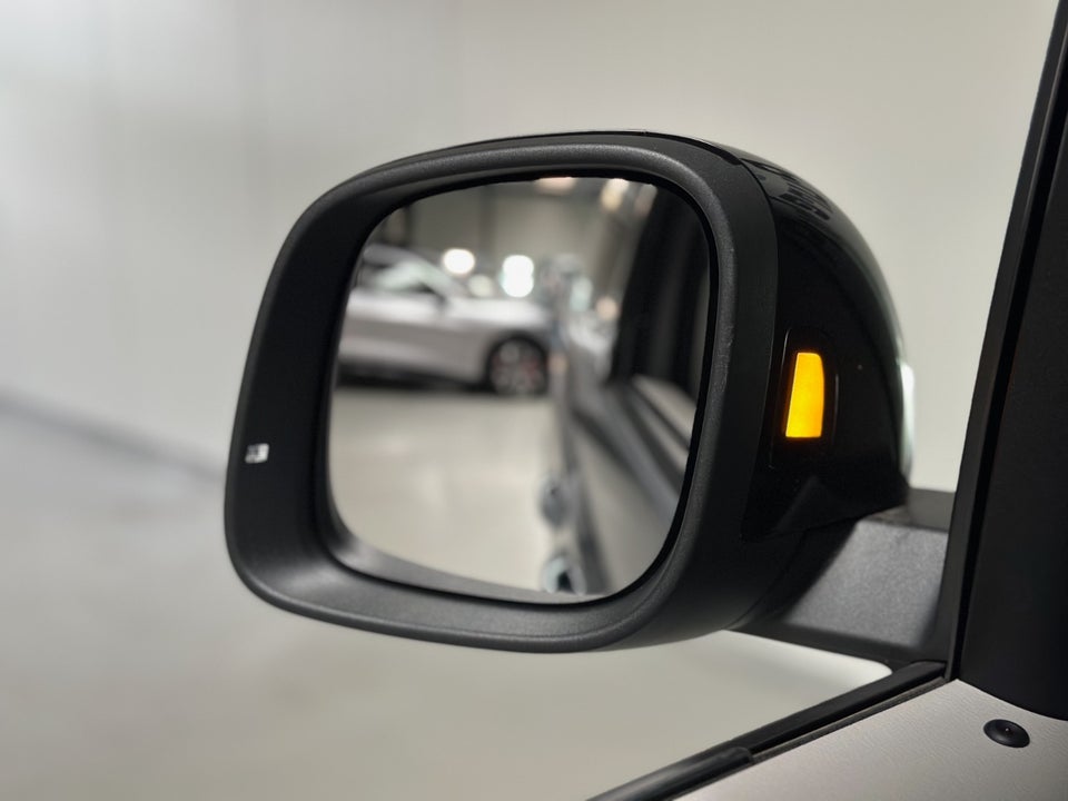 VW ID.Buzz 79 Style+ SWB 5d