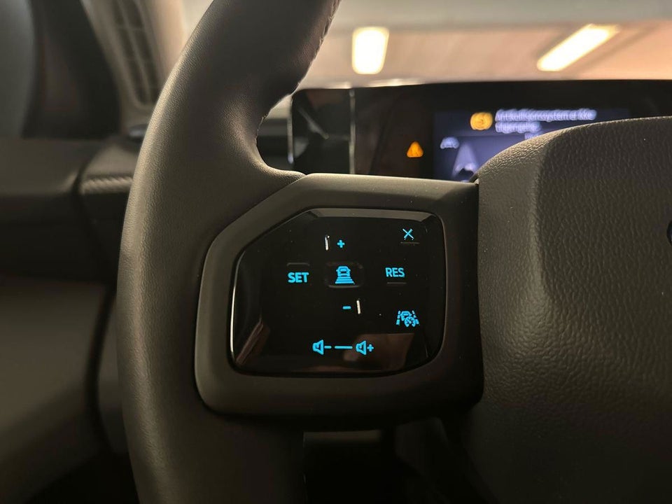 Ford Explorer 84 Premium Extended Range AWD 5d