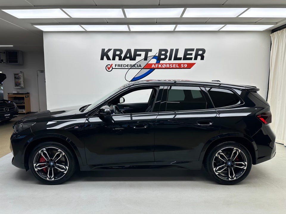 BMW iX1 eDrive20 M-Sport Pro 5d