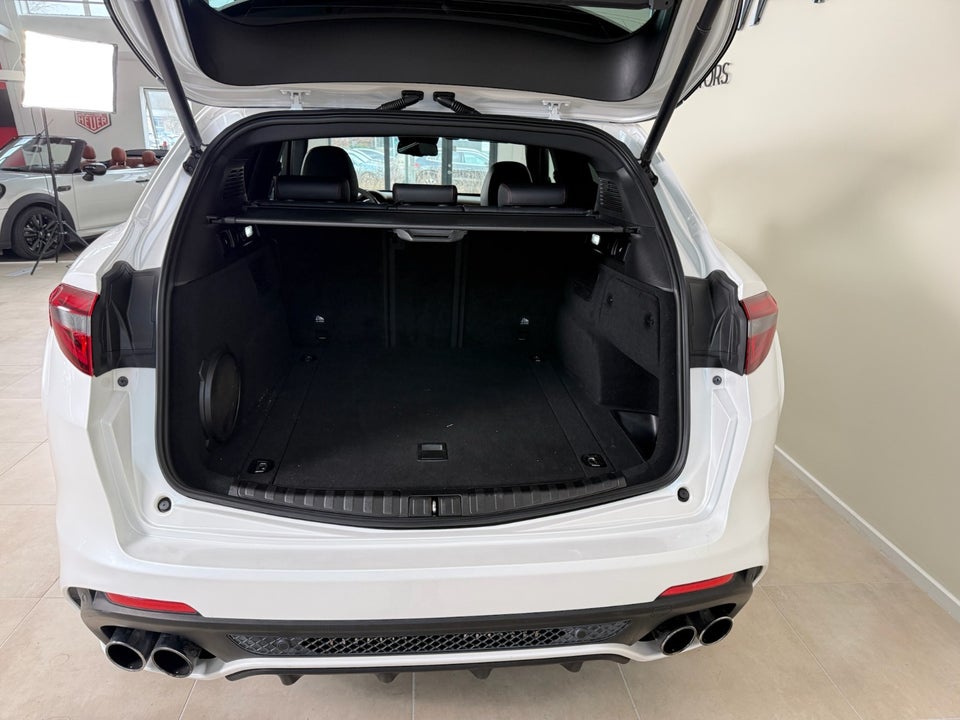 Alfa Romeo Stelvio 2,9 V6 Quadrifoglio aut. Q4 5d