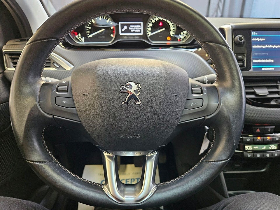 Peugeot 208 1,5 BlueHDi 100 Prestige Sky 5d