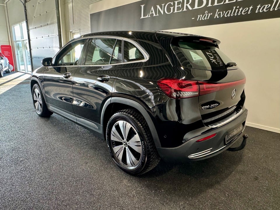 Mercedes EQA250+ Progressive 5d