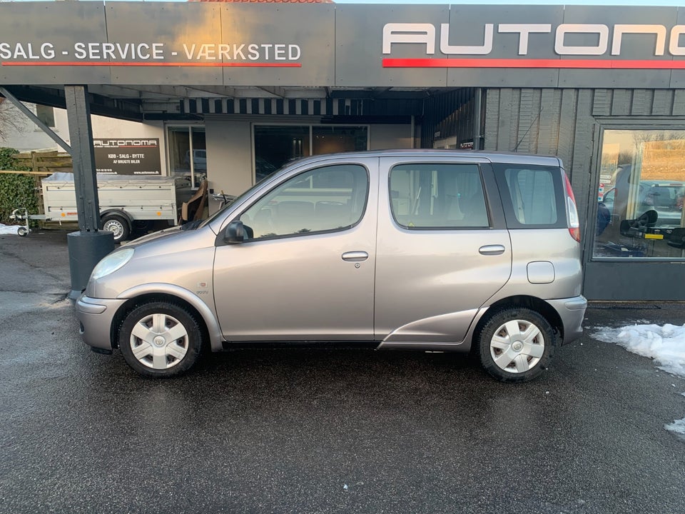 Toyota Yaris Verso 1,3 Terra 5d