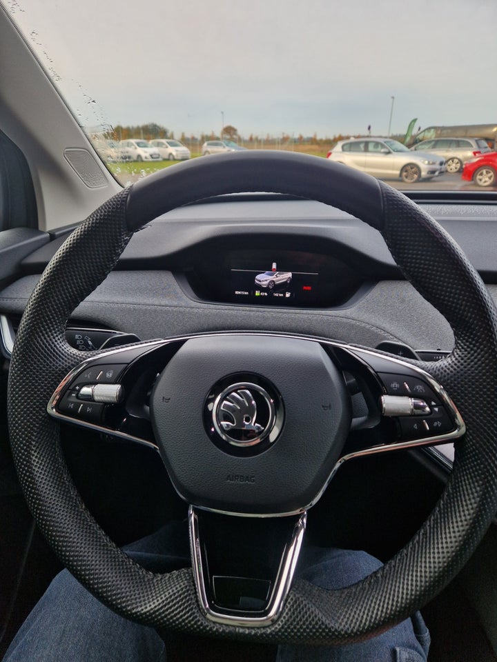 Skoda Enyaq 60 iV Loft 5d