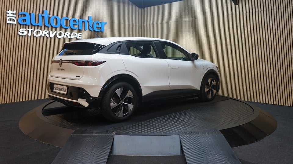 Renault Megane E-Tech 60 Equilibre 5d