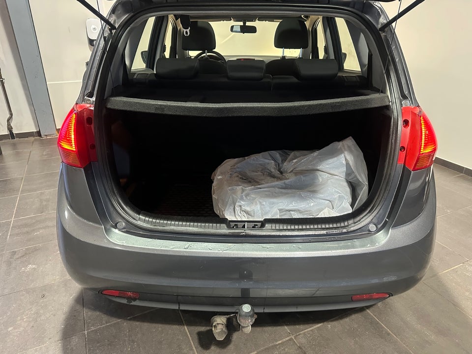 Kia Venga 1,4 CVVT Motion Fashion 5d