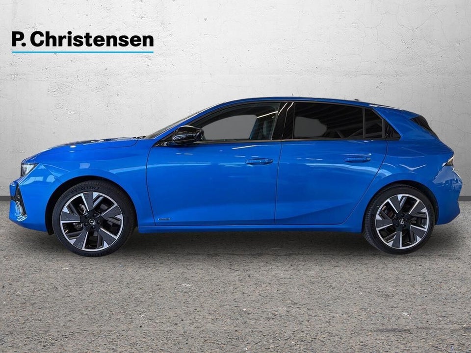 Opel Astra-e 54 Ultimate 5d