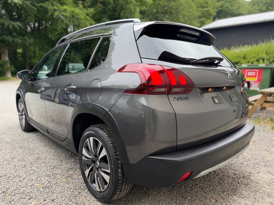 Peugeot 2008 1,6 BlueHDi 100 Allure 5d