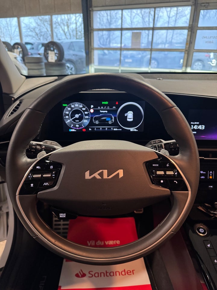 Kia Niro 64 EV Upgrade 5d
