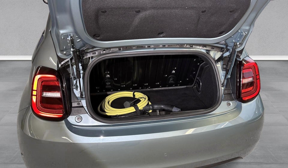 Fiat 500e 42 Icon Cabrio 2d