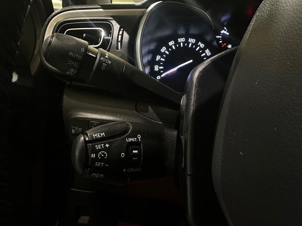 Citroën C3 1,2 PureTech 110 SkyLine EAT6 5d