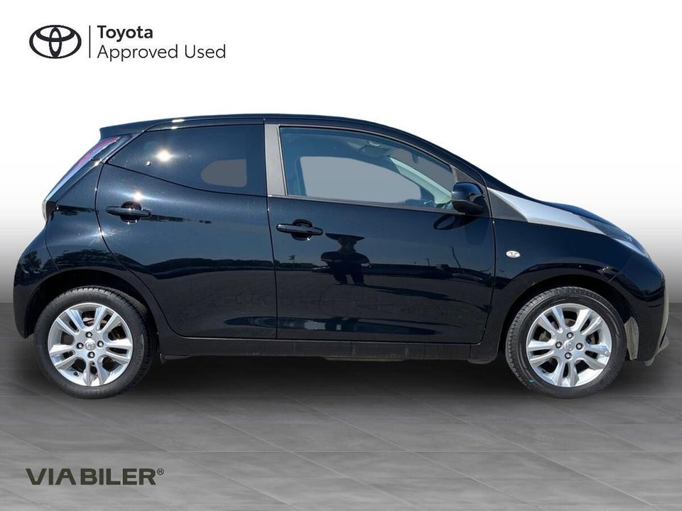 Toyota Aygo 1,0 VVT-i x-cellence 5d