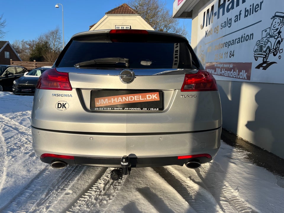 Opel Insignia 2,0 T 220 Cosmo Sports Tourer aut. 5d