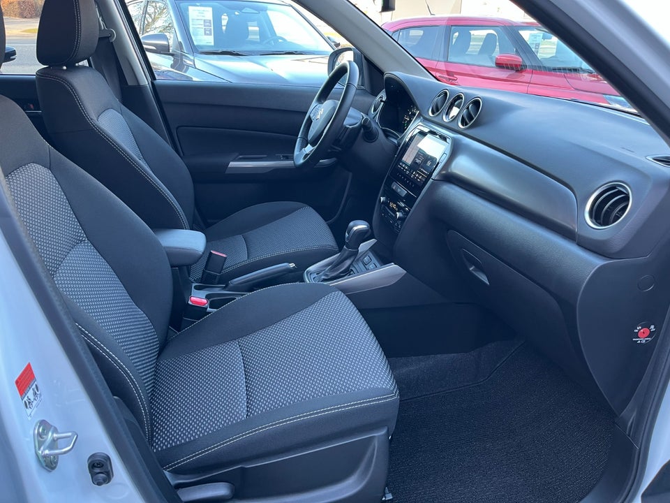 Suzuki Vitara 1,5 S-Hybrid Active AGS 5d