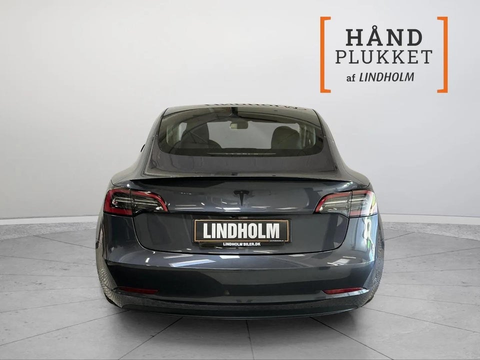 Tesla Model 3 RWD 4d