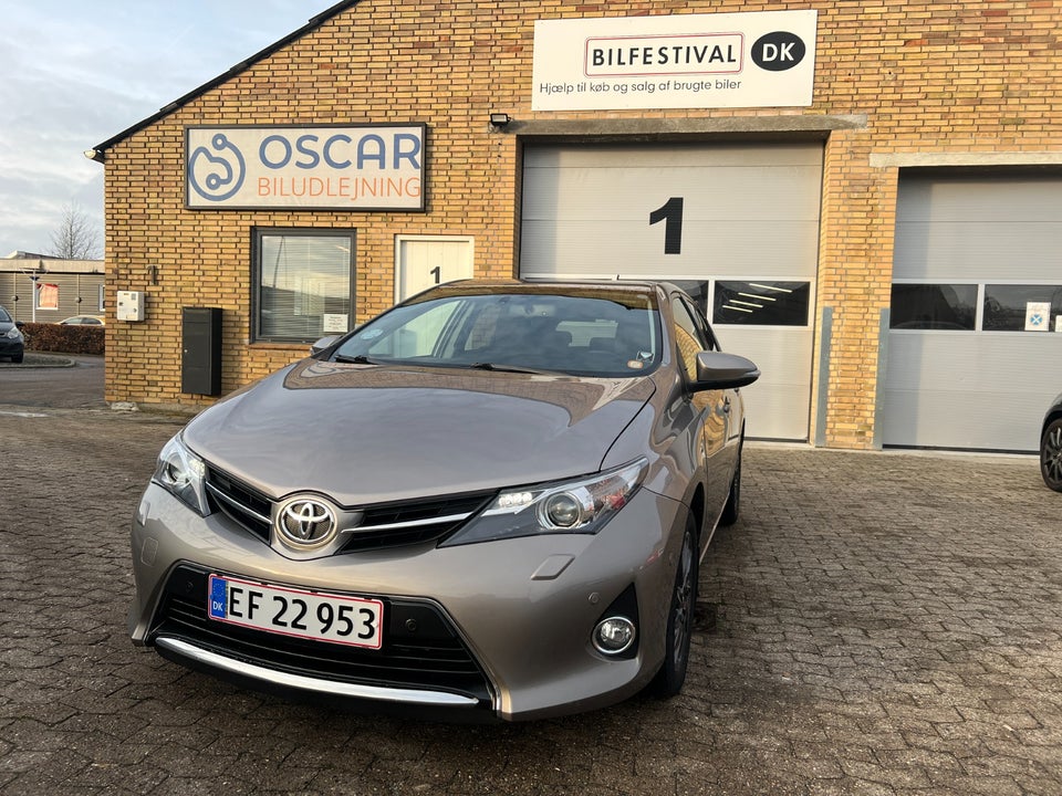 Toyota Auris 1,3 VVT-i T2+ Comfort 5d