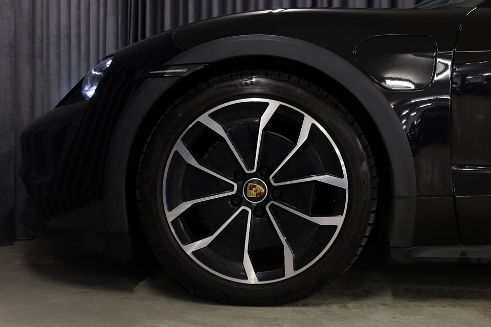 Porsche Taycan 4 Performance+ Cross Turismo 5d