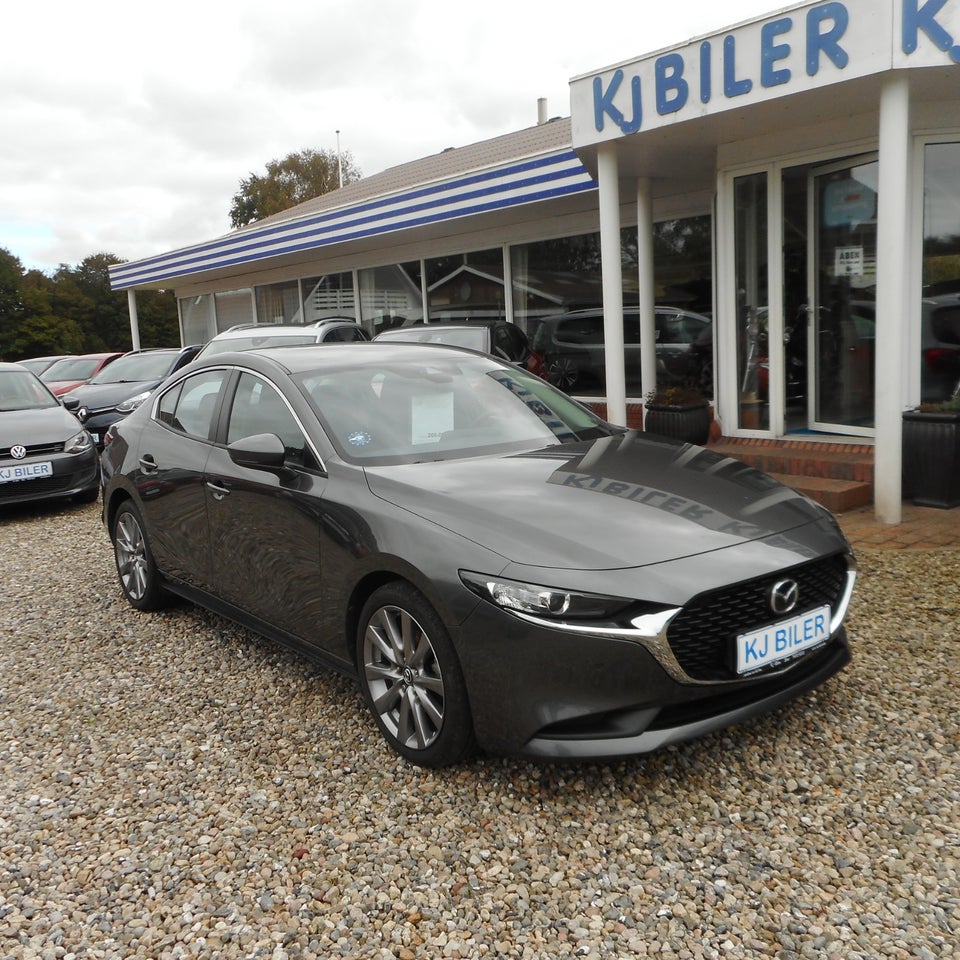 Mazda 3 1,8 SkyActiv-D 116 Sky 4d