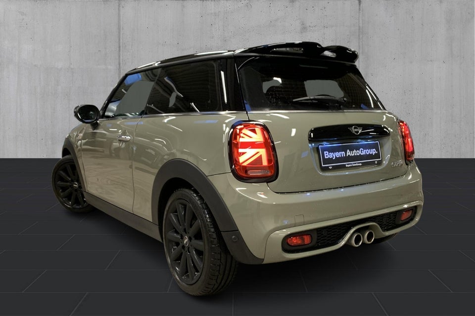 MINI Cooper S 2,0 Essential aut. 3d