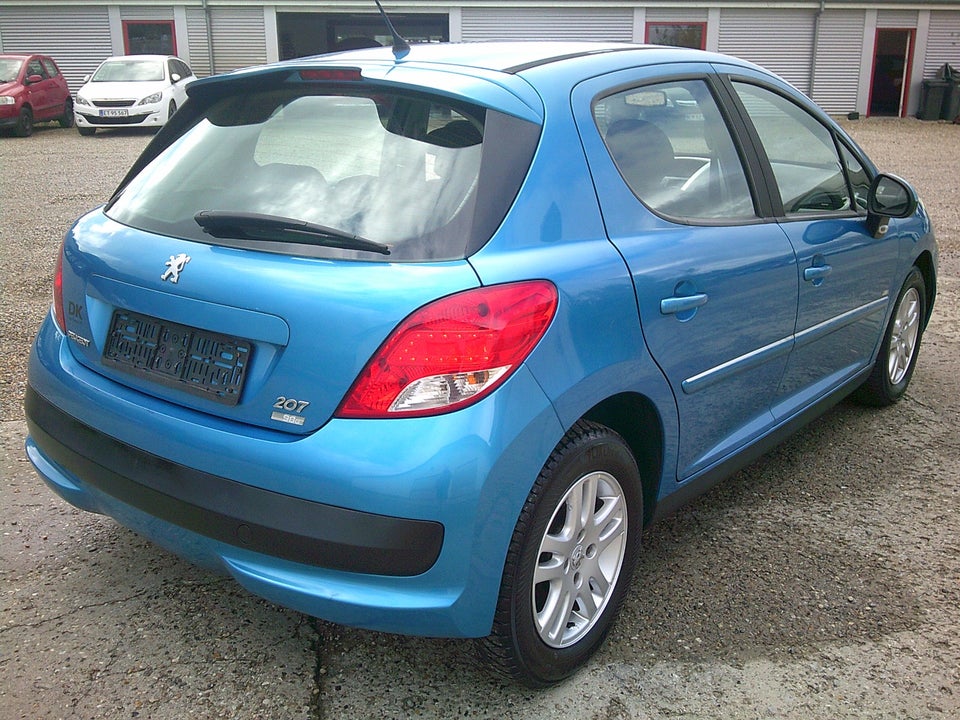 Peugeot 207 1,6 HDi 92 Active 5d
