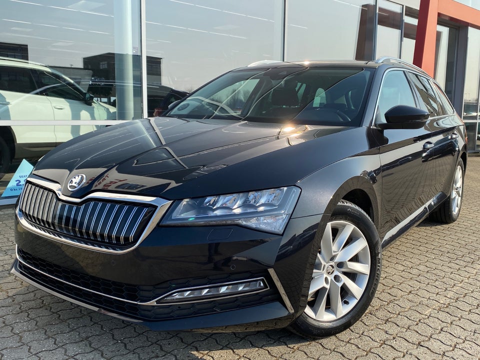 Skoda Superb 1,4 TSi iV Plus Combi DSG 5d