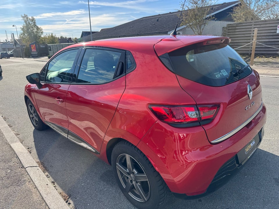 Renault Clio IV 0,9 TCe 90 Dynamique 5d