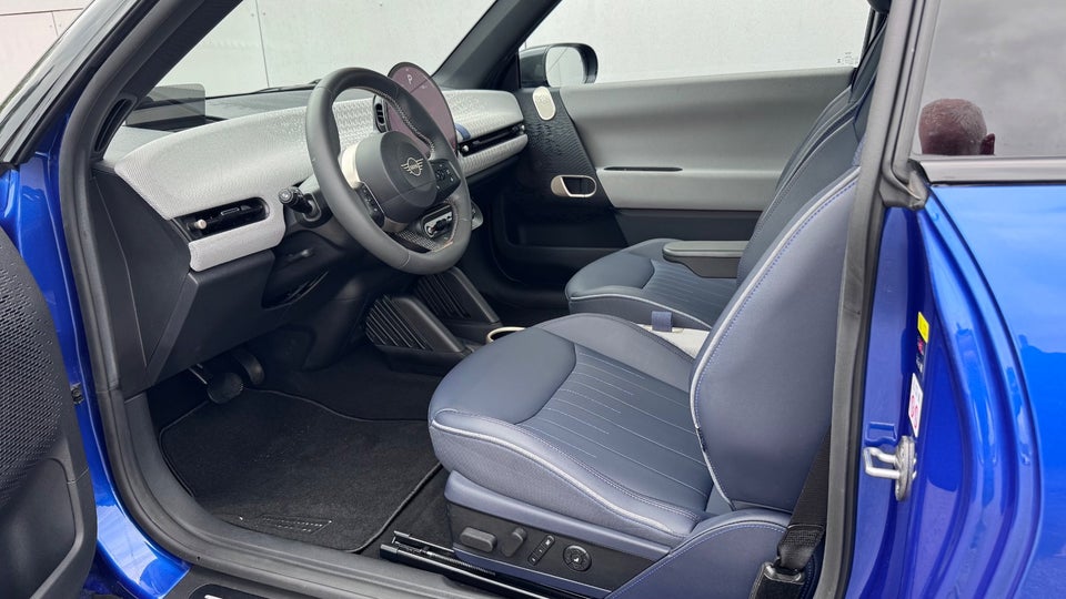 MINI Cooper SE Favoured Trim XL 3d