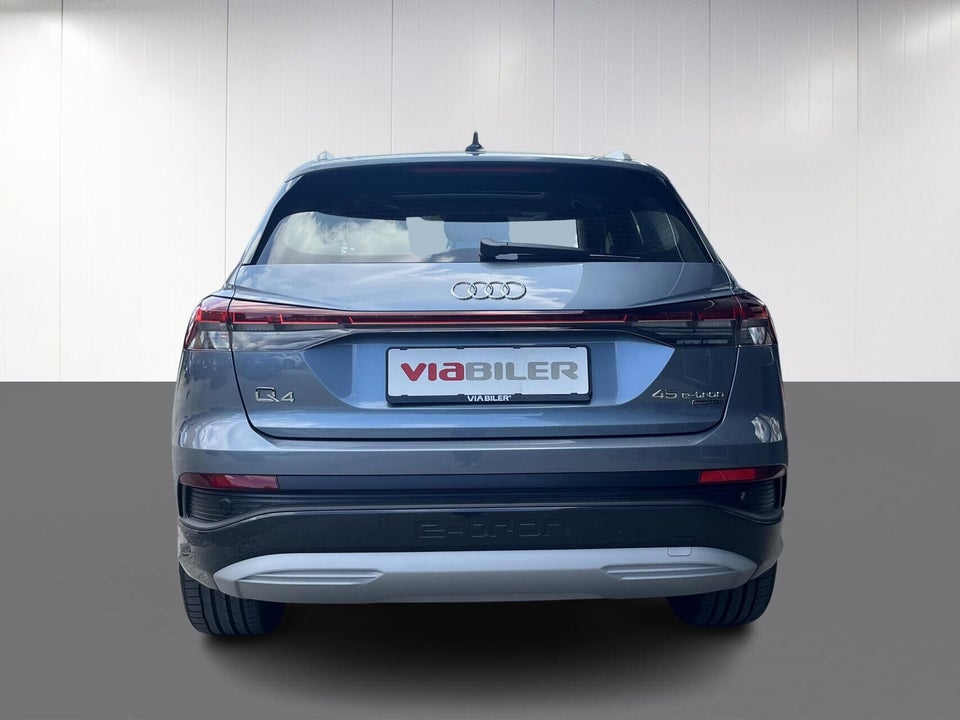 Audi Q4 e-tron 45 Progress quattro 5d