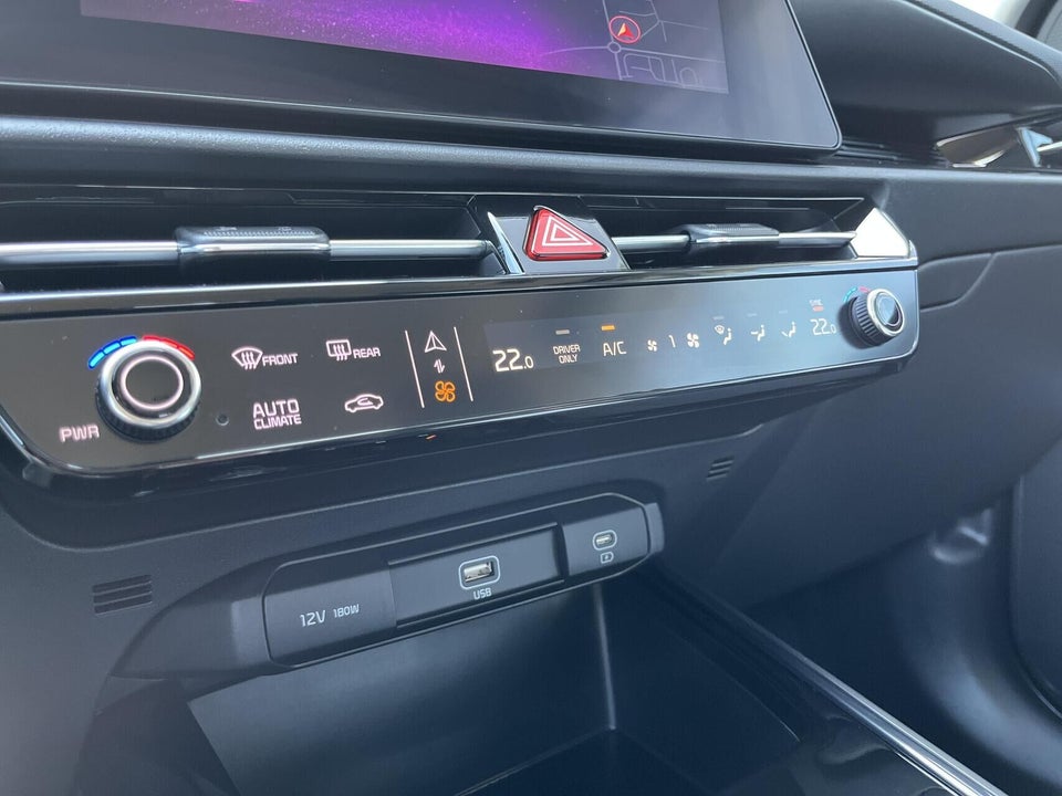 Kia Niro 64 EV Access 5d