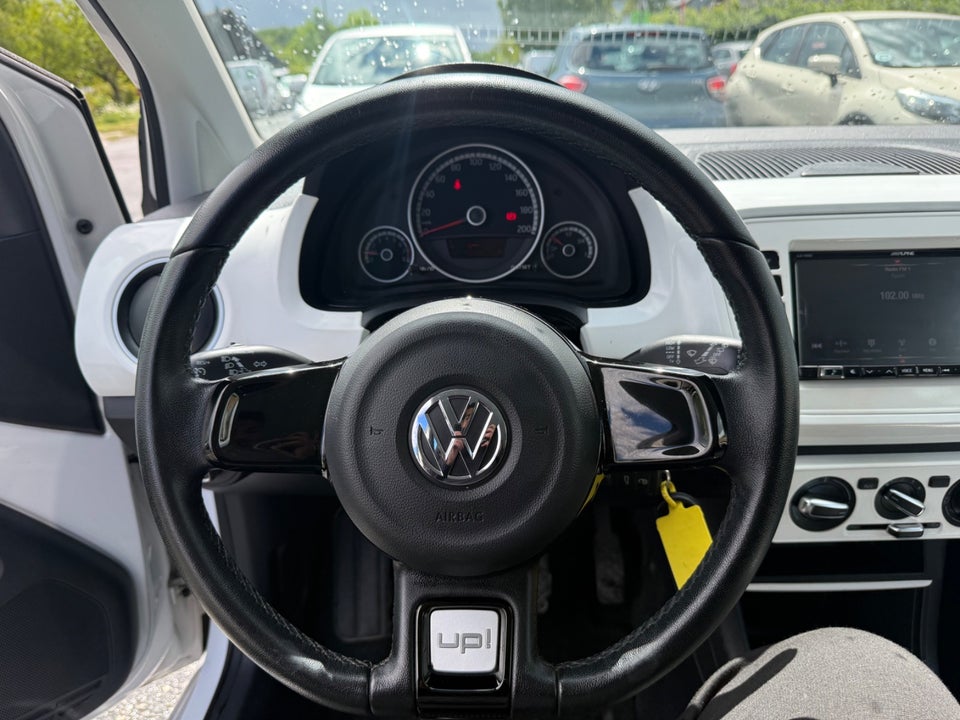 VW Up! 1,0 75 High Up! 5d