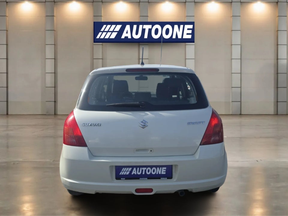 Suzuki Swift 1,3 GLS 5d
