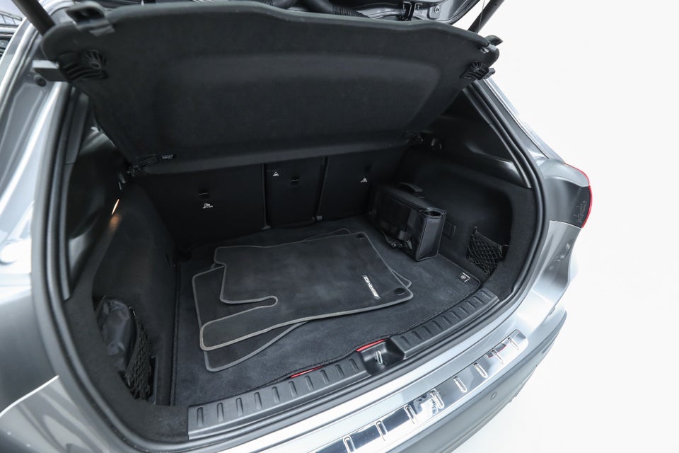 Mercedes GLA250 e 1,3 AMG Line aut. 5d