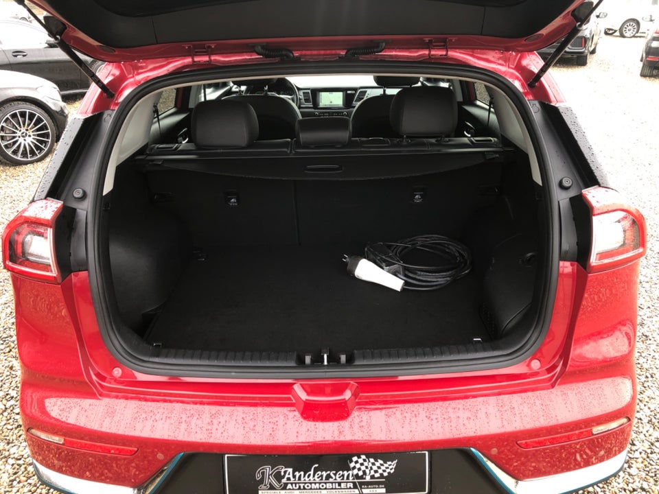 Kia Niro 1,6 PHEV Advance DCT 5d